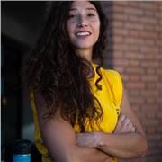 Sono una PT specializzata in percorsi di dimagrimento e ipertrofia, mi trovo a Trieste ma offro il servizio anche online